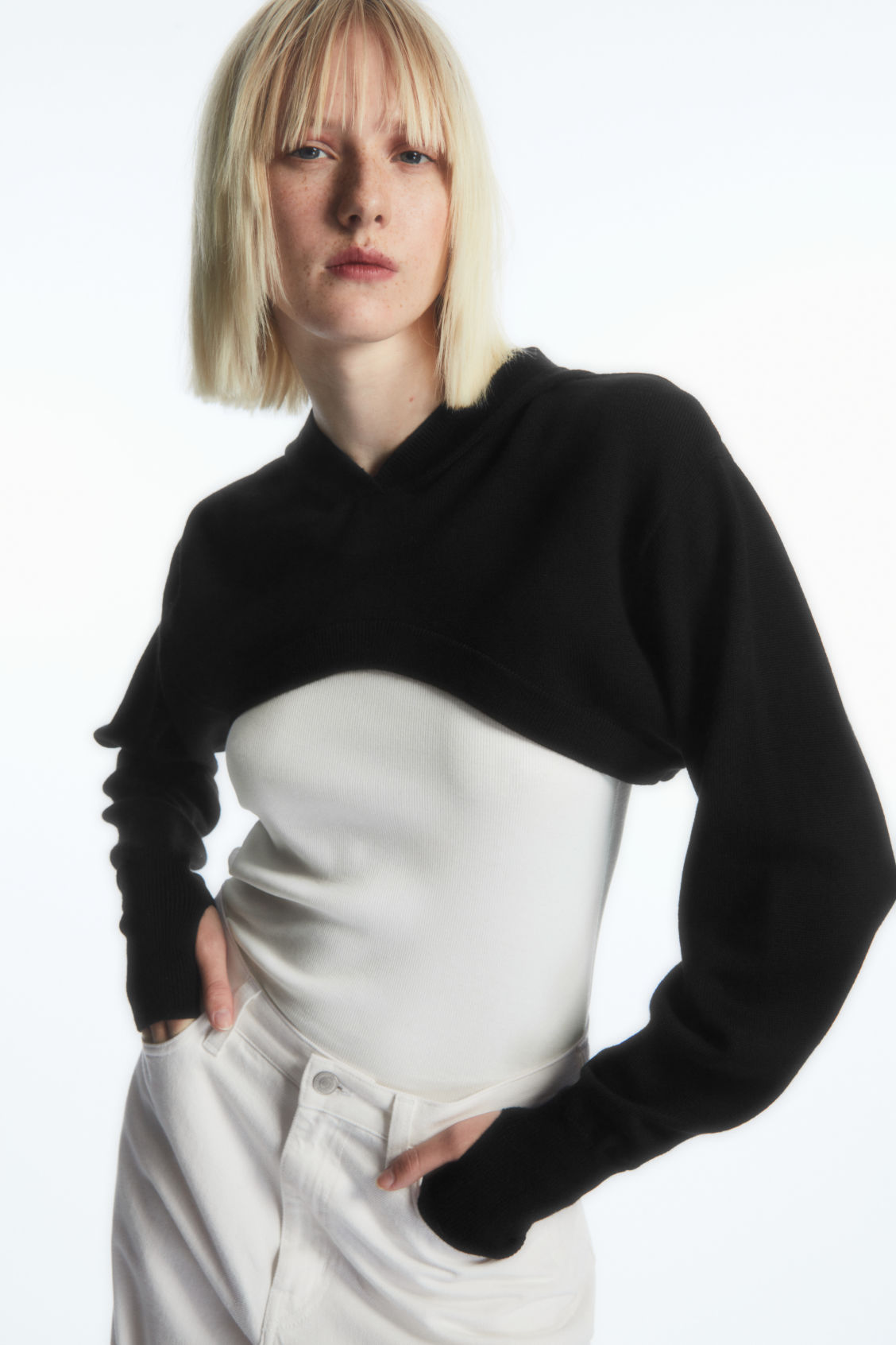 ULTRA CROPPED WOOL HOODIE