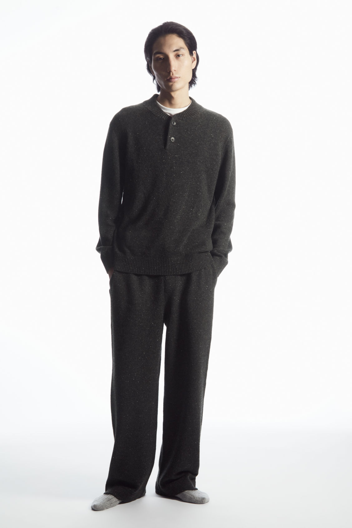 RELAXED CASHMERE JOGGERS