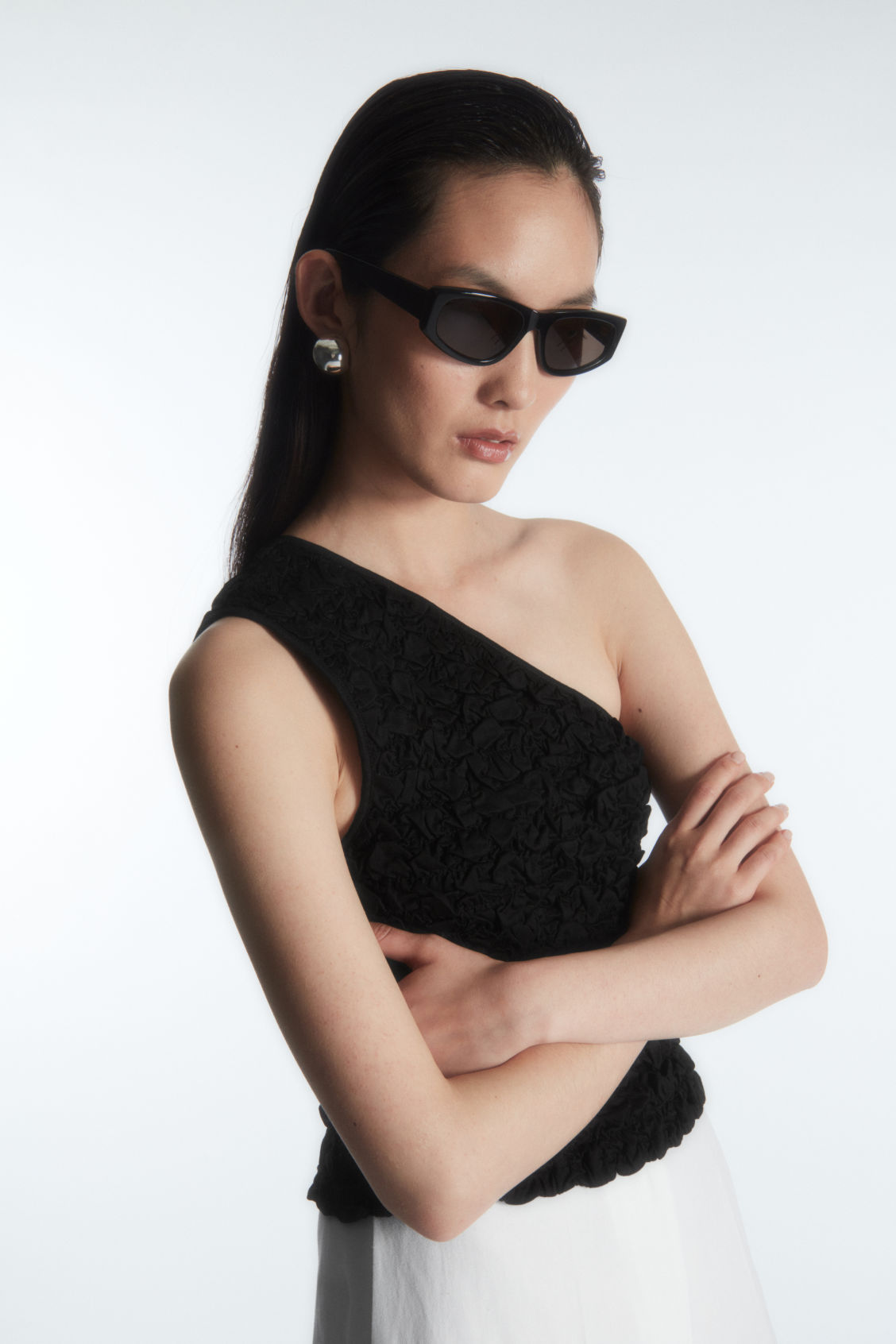 SMOCKED ONE-SHOULDER TANK TOP