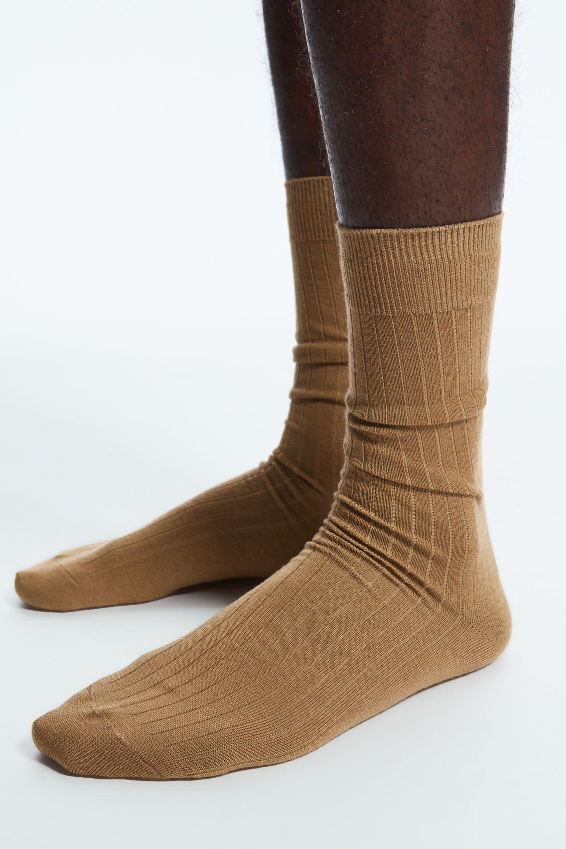 RIBBED WOOL SOCKS