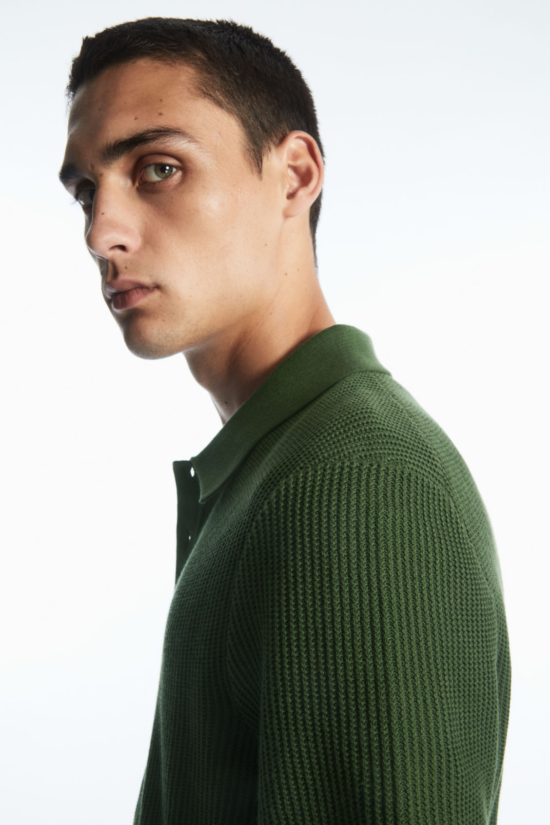 TEXTURED KNITTED POLO SHIRT