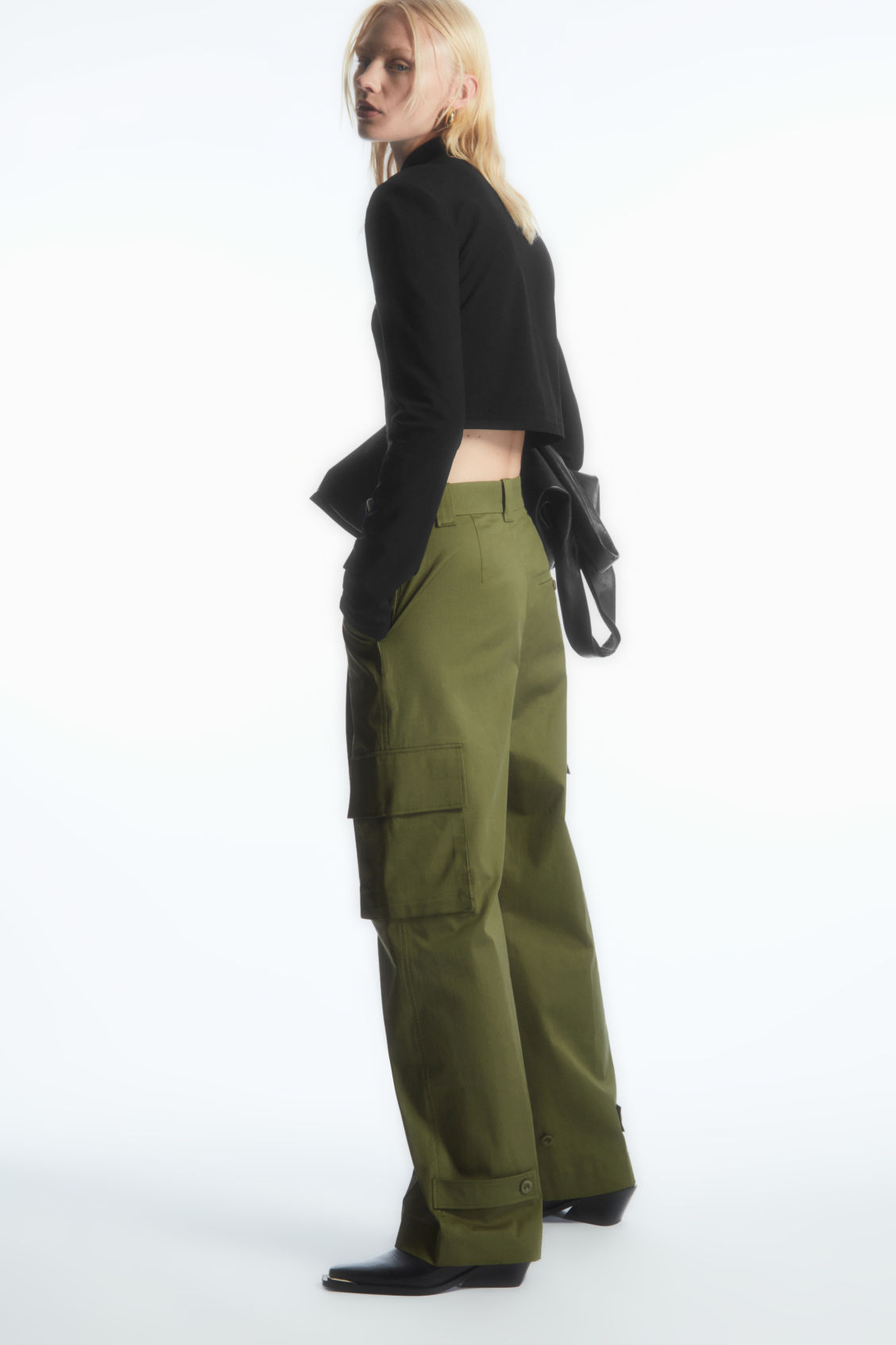 WIDE-LEG CARGO TROUSERS