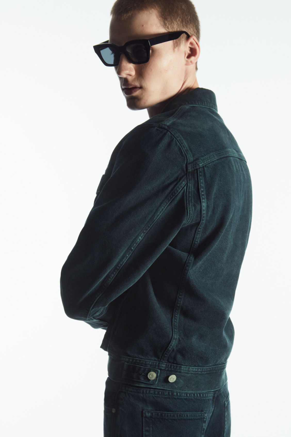 TWO-TONE DENIM JACKET