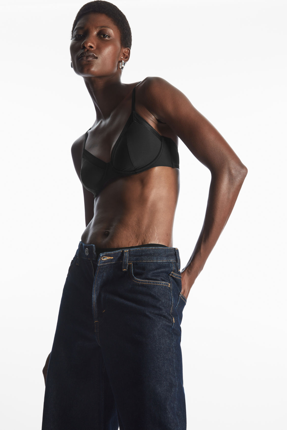 UNDERWIRED MESH-PANELLED BRA