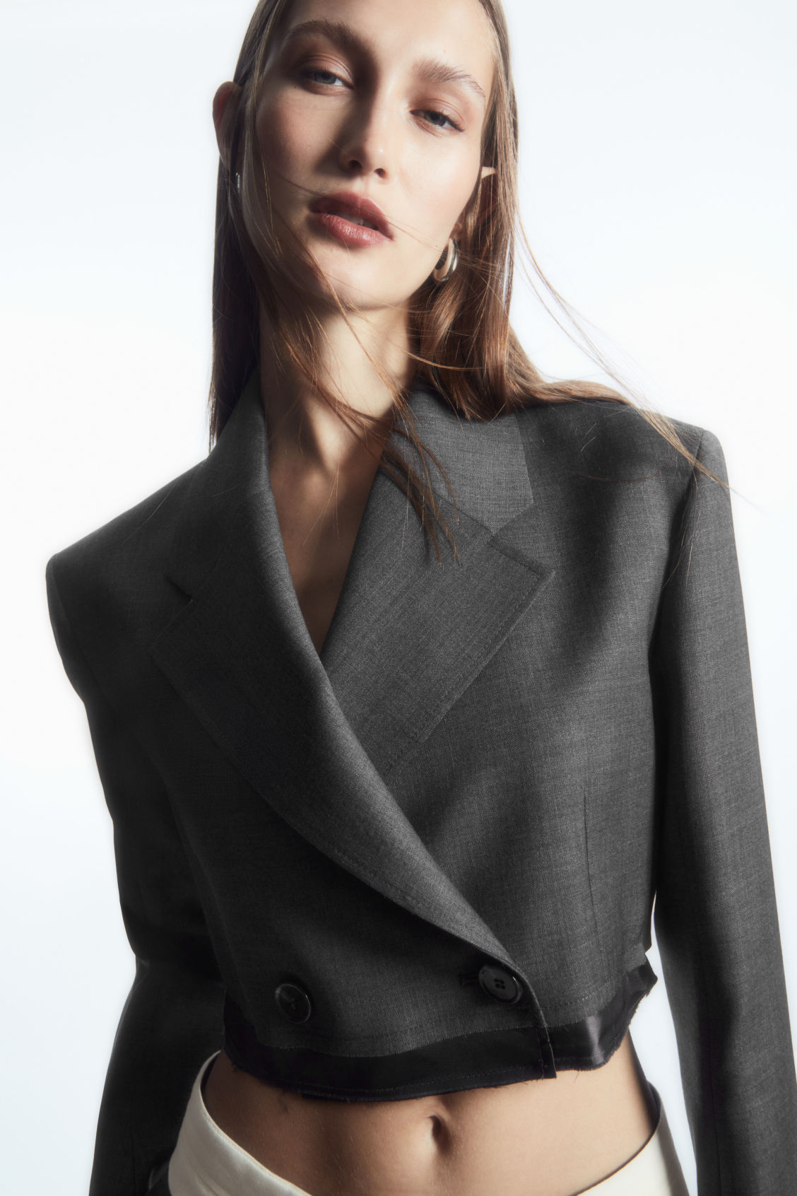 DECONSTRUCTED CROPPED WOOL BLAZER