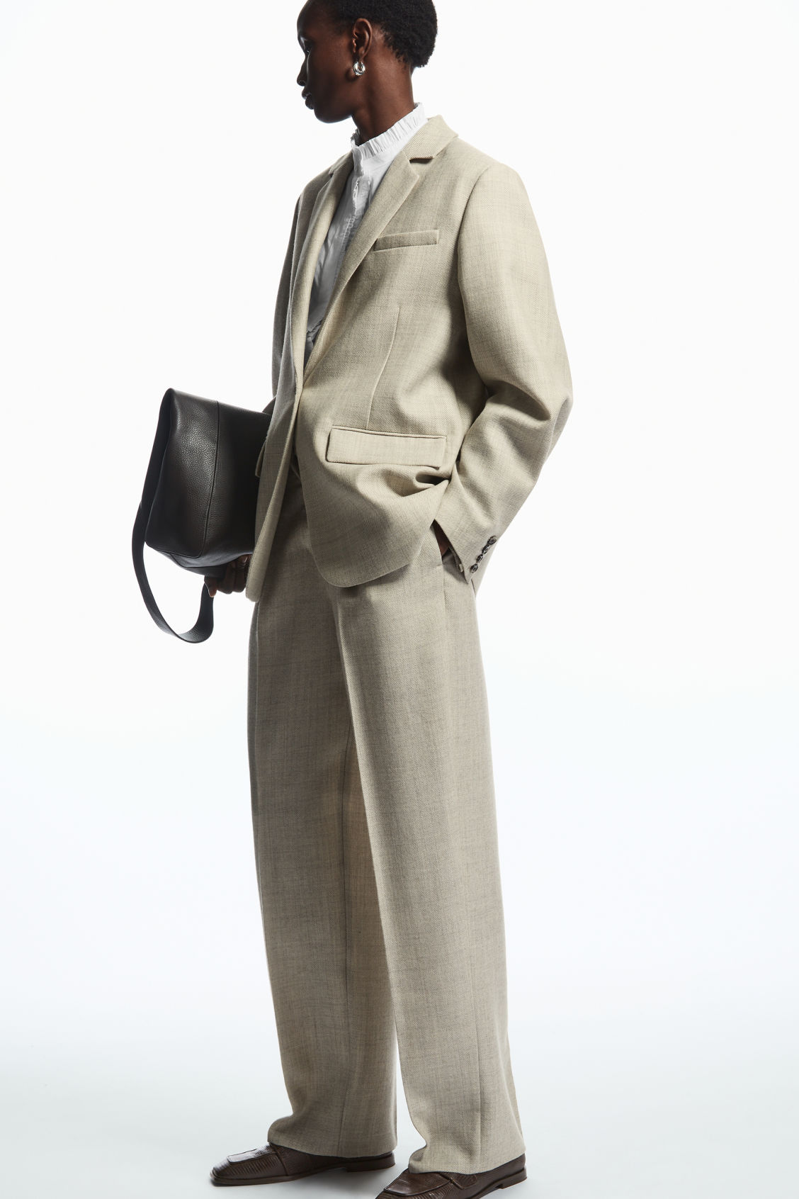 PLEATED WIDE-LEG WOOL TROUSERS