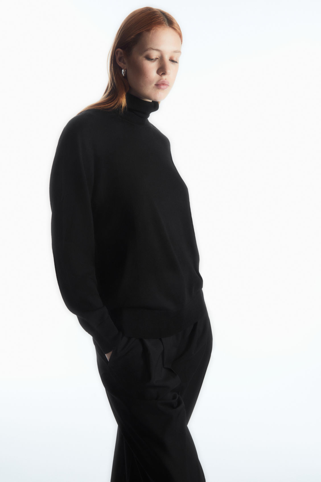 MERINO WOOL ROLL-NECK JUMPER