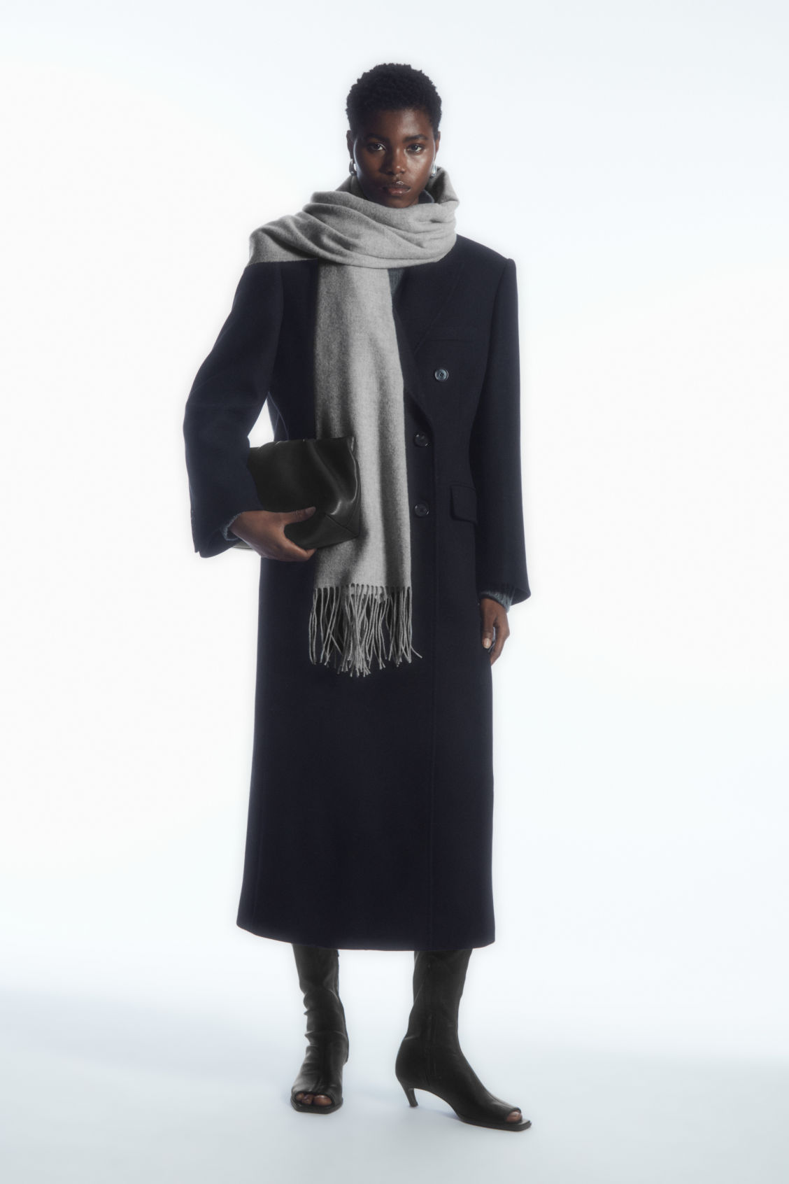 FRINGED PURE WOOL SCARF