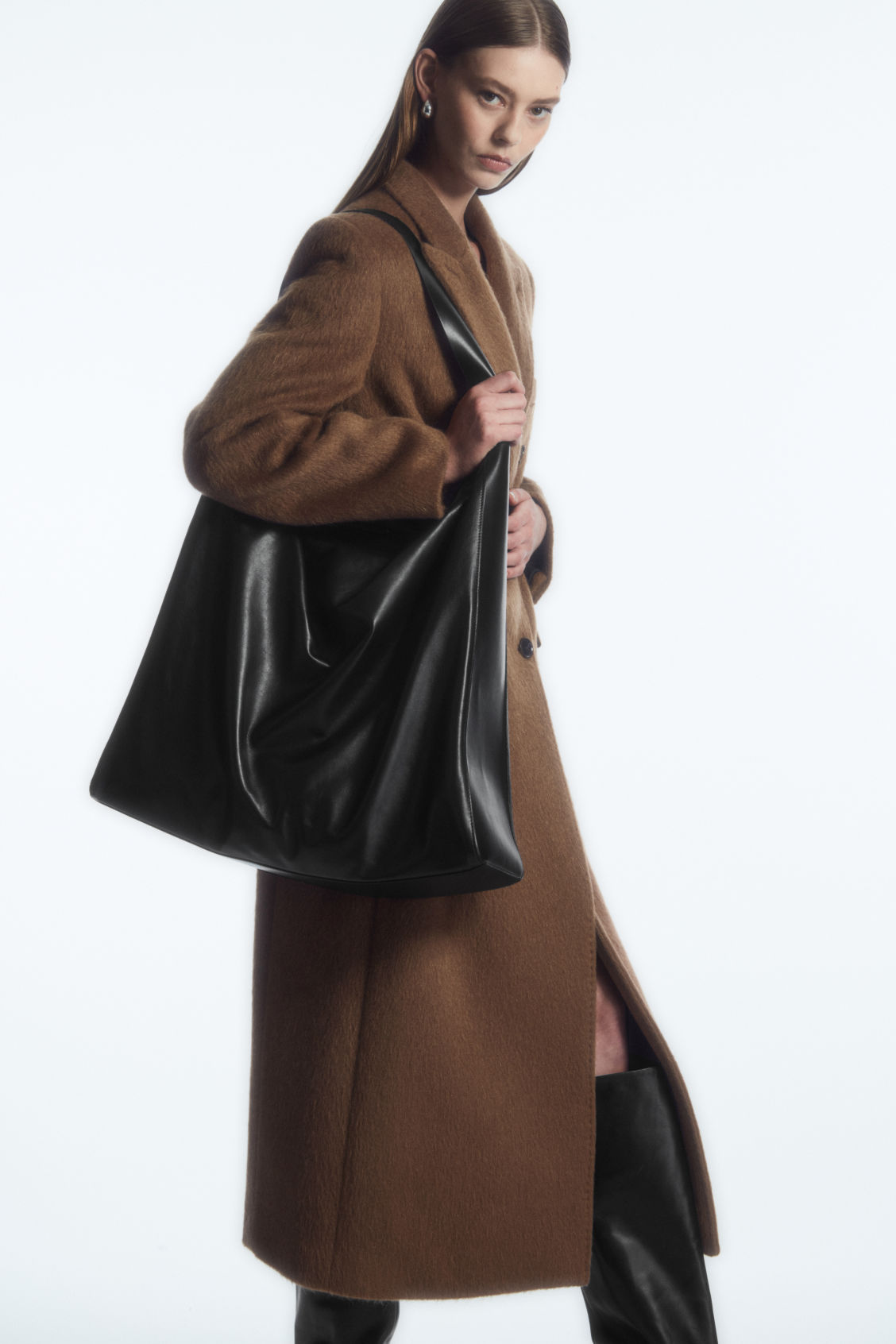 OVERSIZED SLOUCHY TOTE - LEATHER