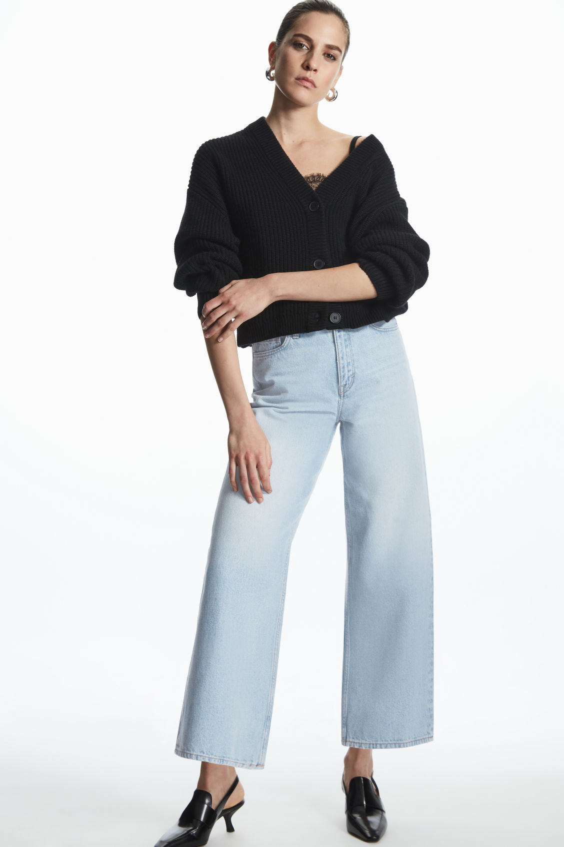 WIDE-LEG HIGH-RISE ANKLE-LENGTH JEANS