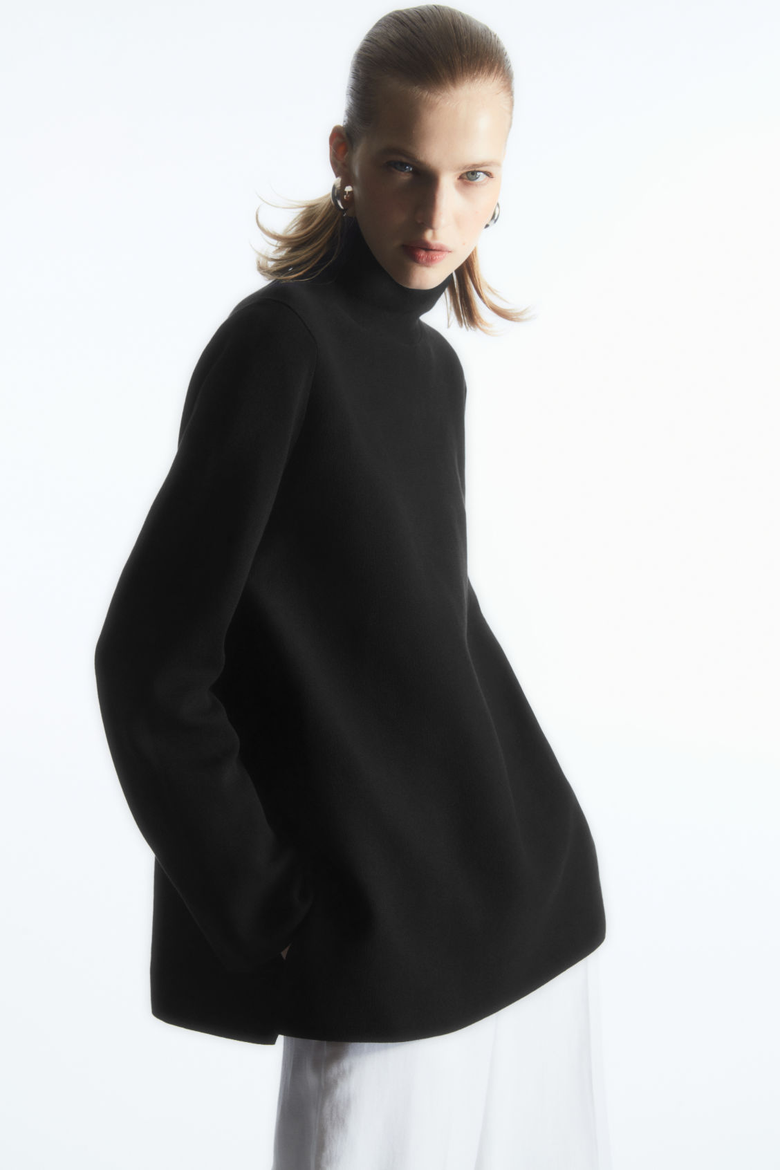 A-LINE FUNNEL-NECK TOP