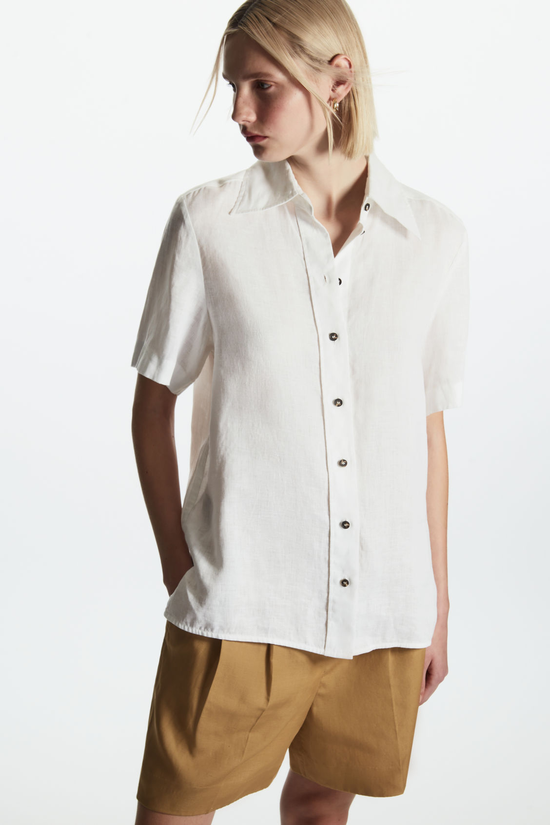 REGULAR-FIT LINEN SHIRT