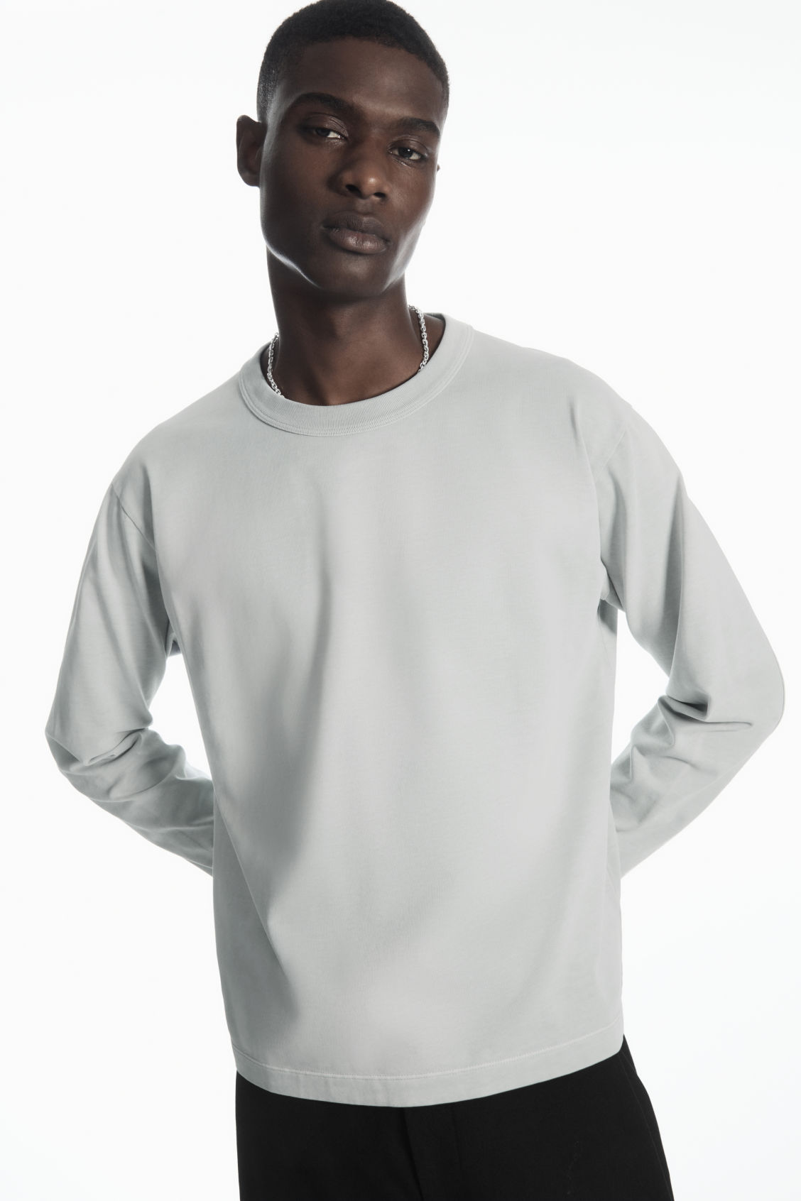 BOXY HEAVYWEIGHT LONG-SLEEVED T-SHIRT