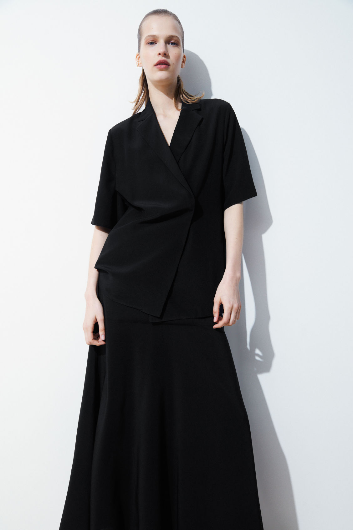 THE SILK BLAZER SHIRT