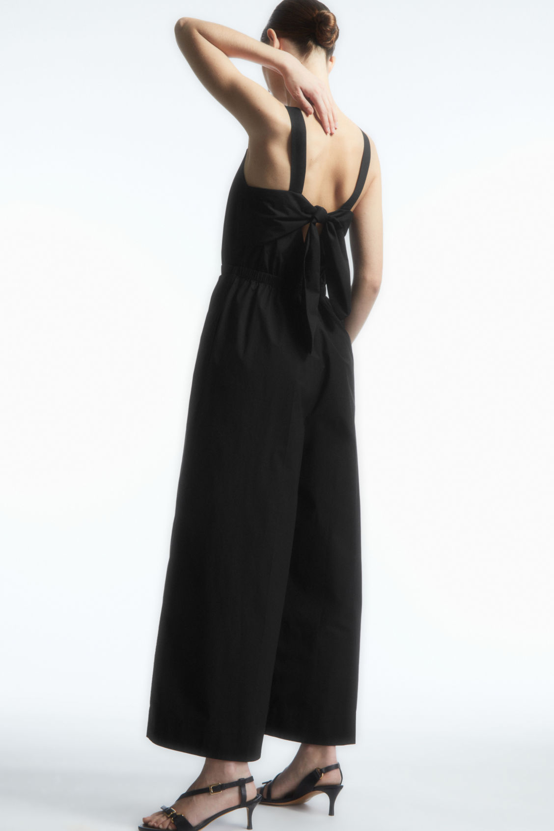 BOW-BACK WIDE-LEG JUMPSUIT