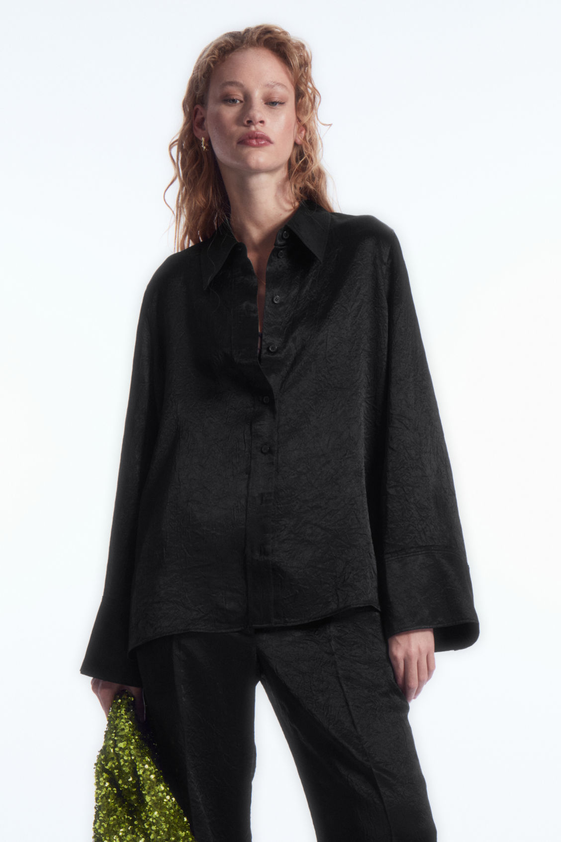 WIDE-SLEEVE CRINKLED-SATIN SHIRT