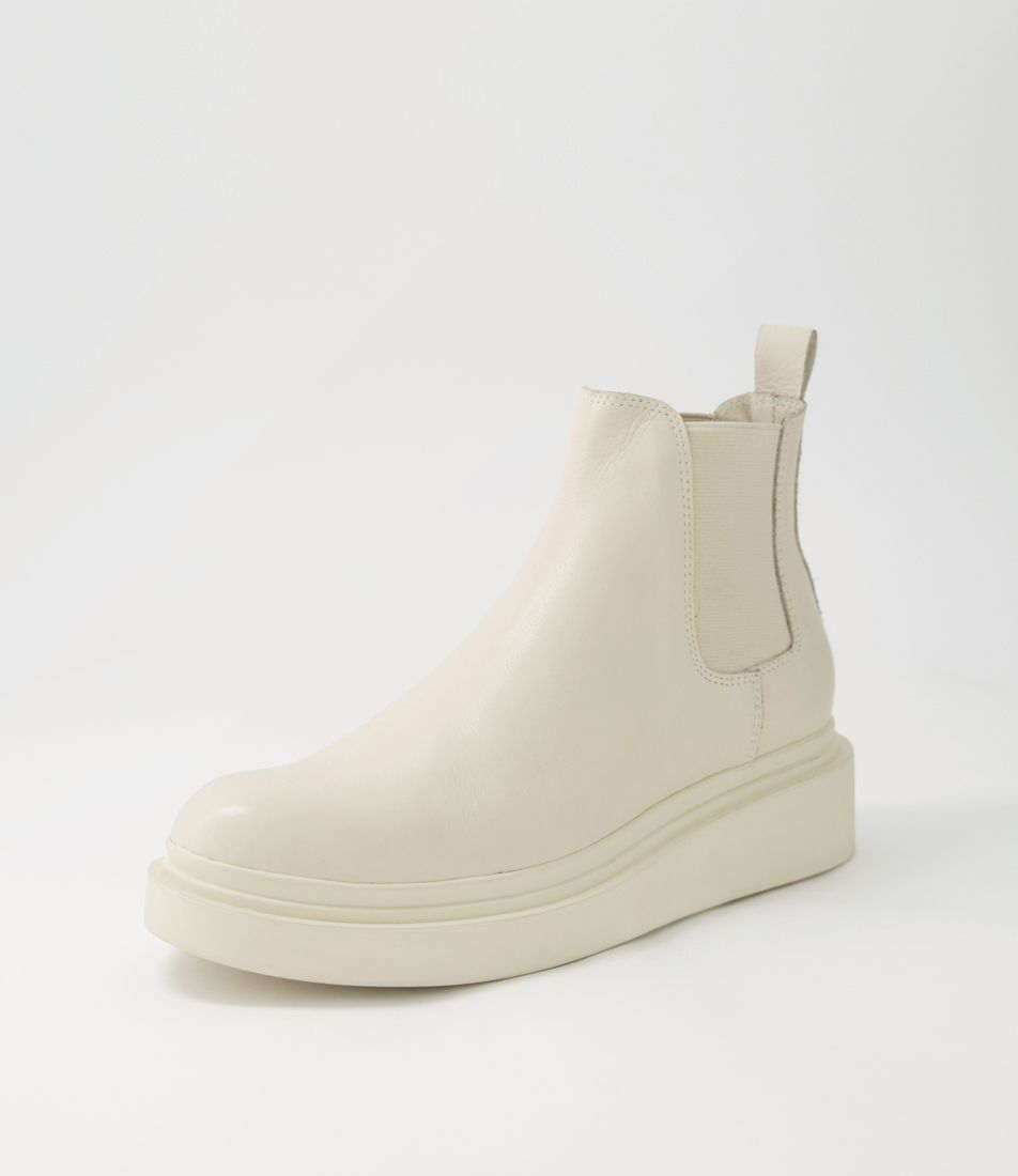 Zoopy Milk Leather Elastic Chelsea Boots