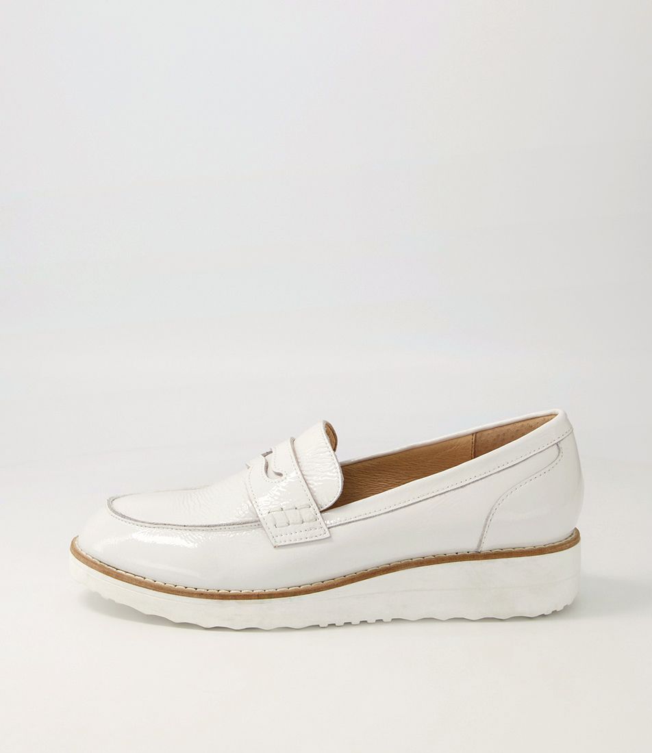 Oley White Patent Leather Flat Shoes