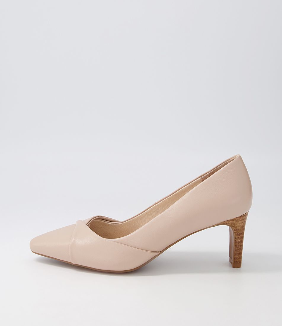 Narlies Nude Leather Heels