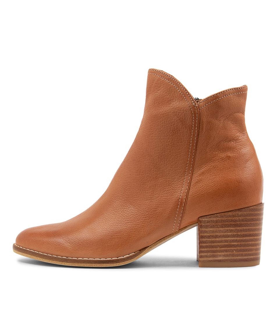 Mocker Tan Leather Ankle Boots