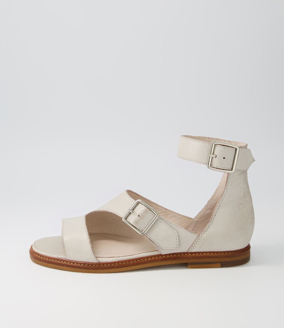 Nasenji Stone Leather Sandals