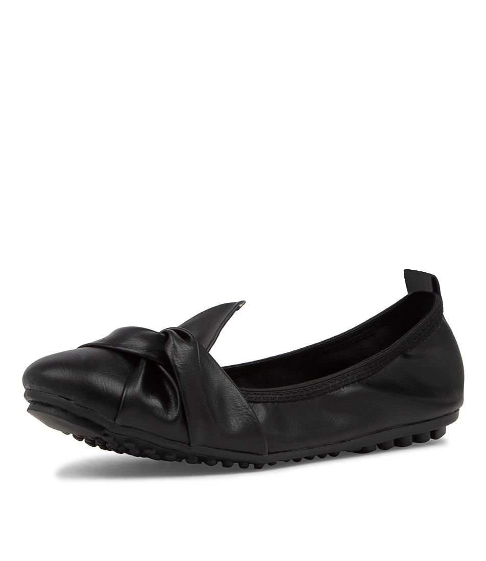 CLAYNE Black Ballet Flats