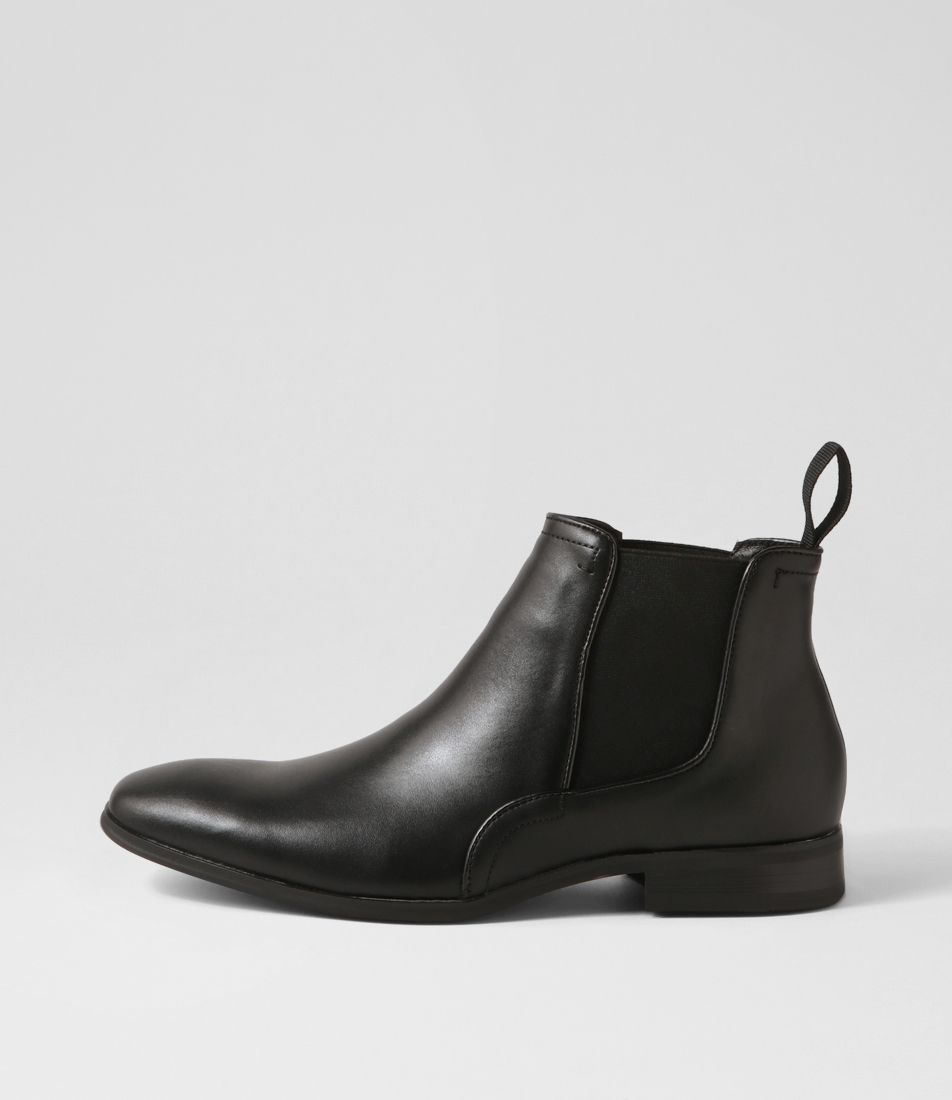 Torrent Black Leather Chelsea Boots