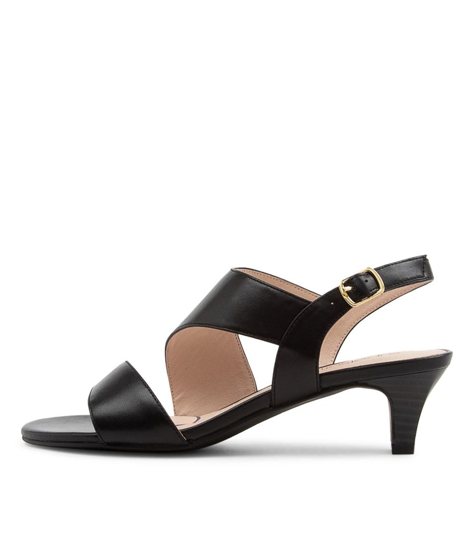 Dede Black Leather Sandals