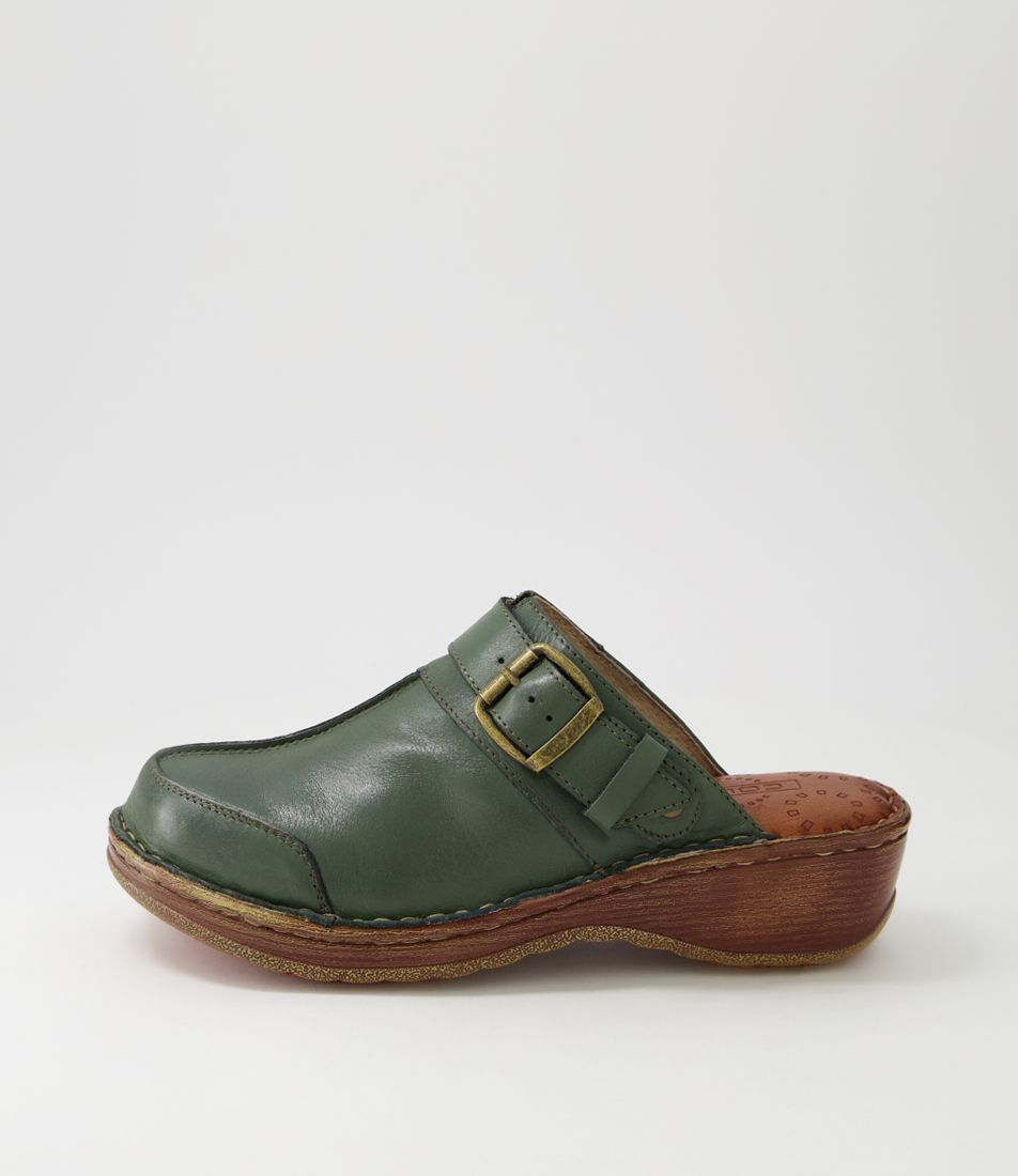 Niliya Forest Leather Heels