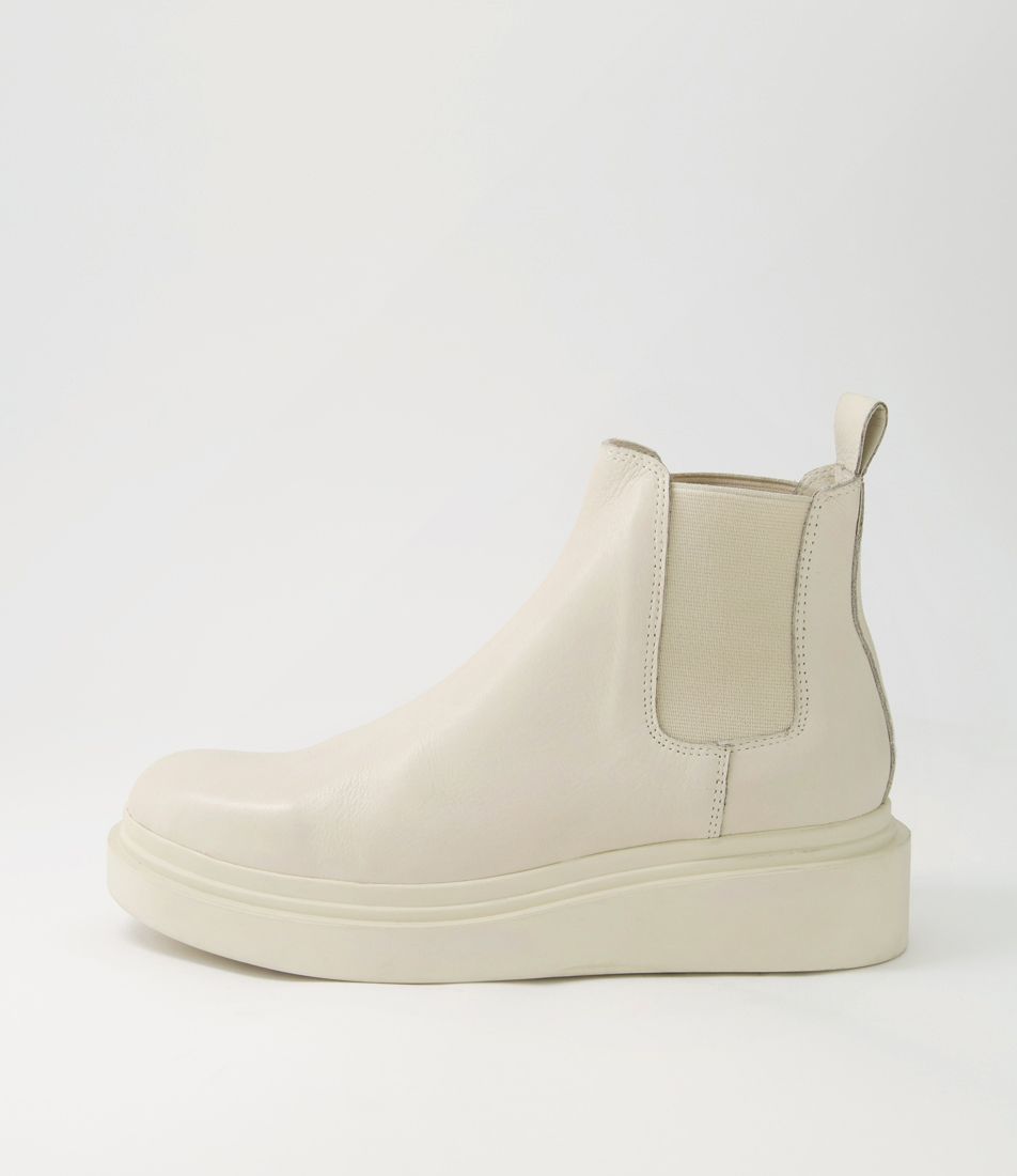 Zoopy Milk Leather Elastic Chelsea Boots