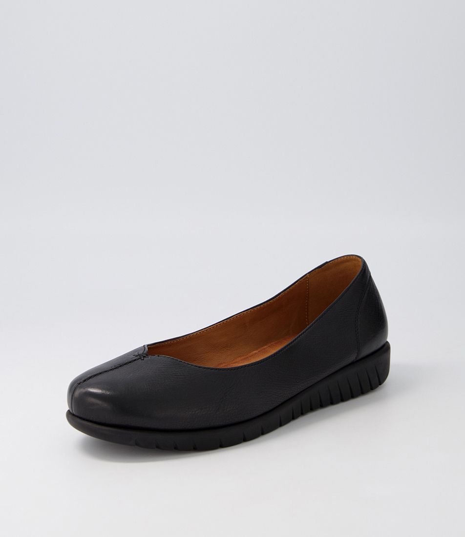 Nareens Black Leather Ballet Flats