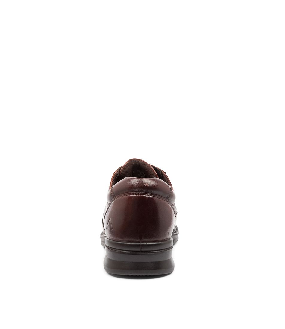 COACH CHESTNUT LEATHER