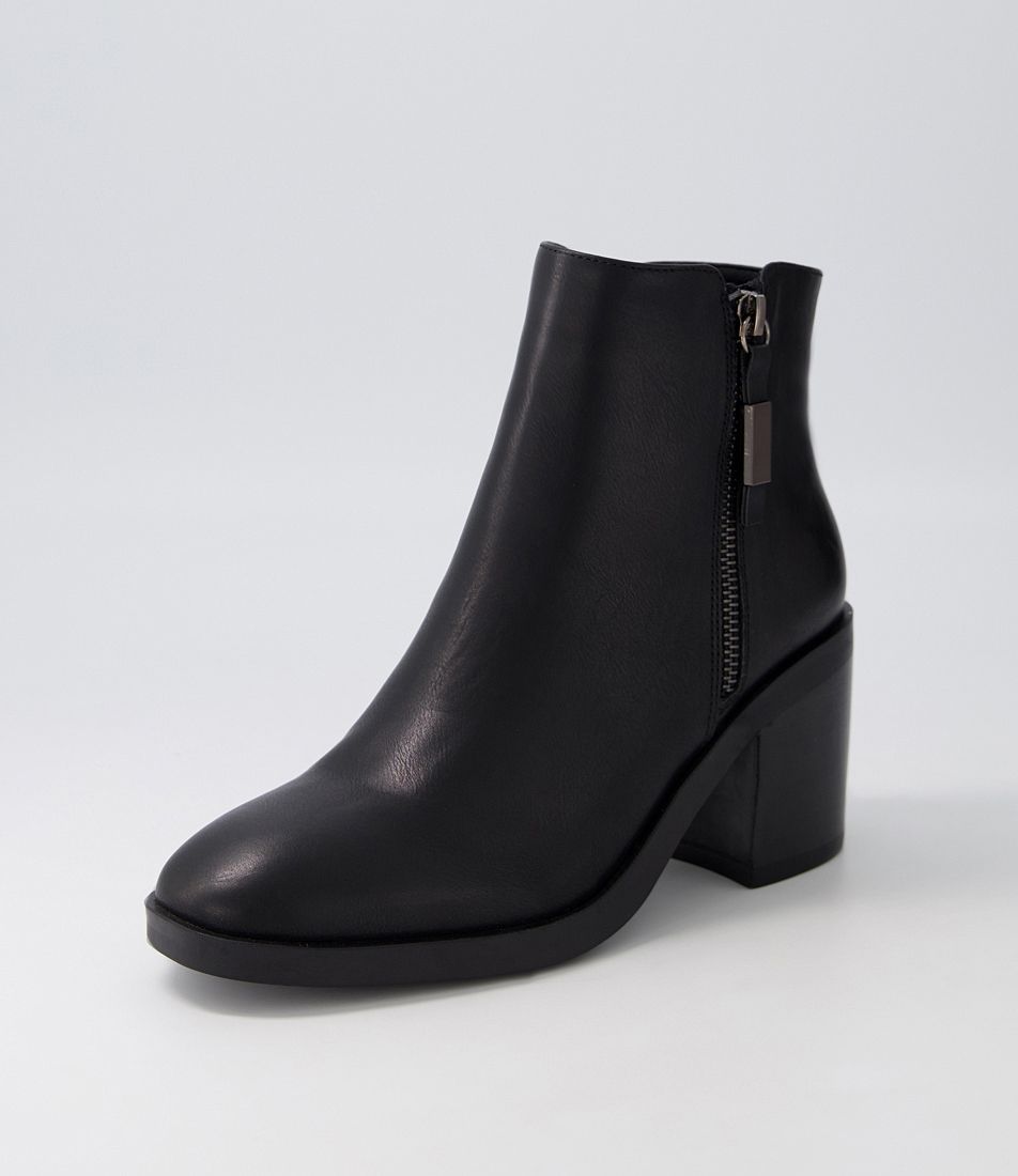 Bassko Black Ankle Boots