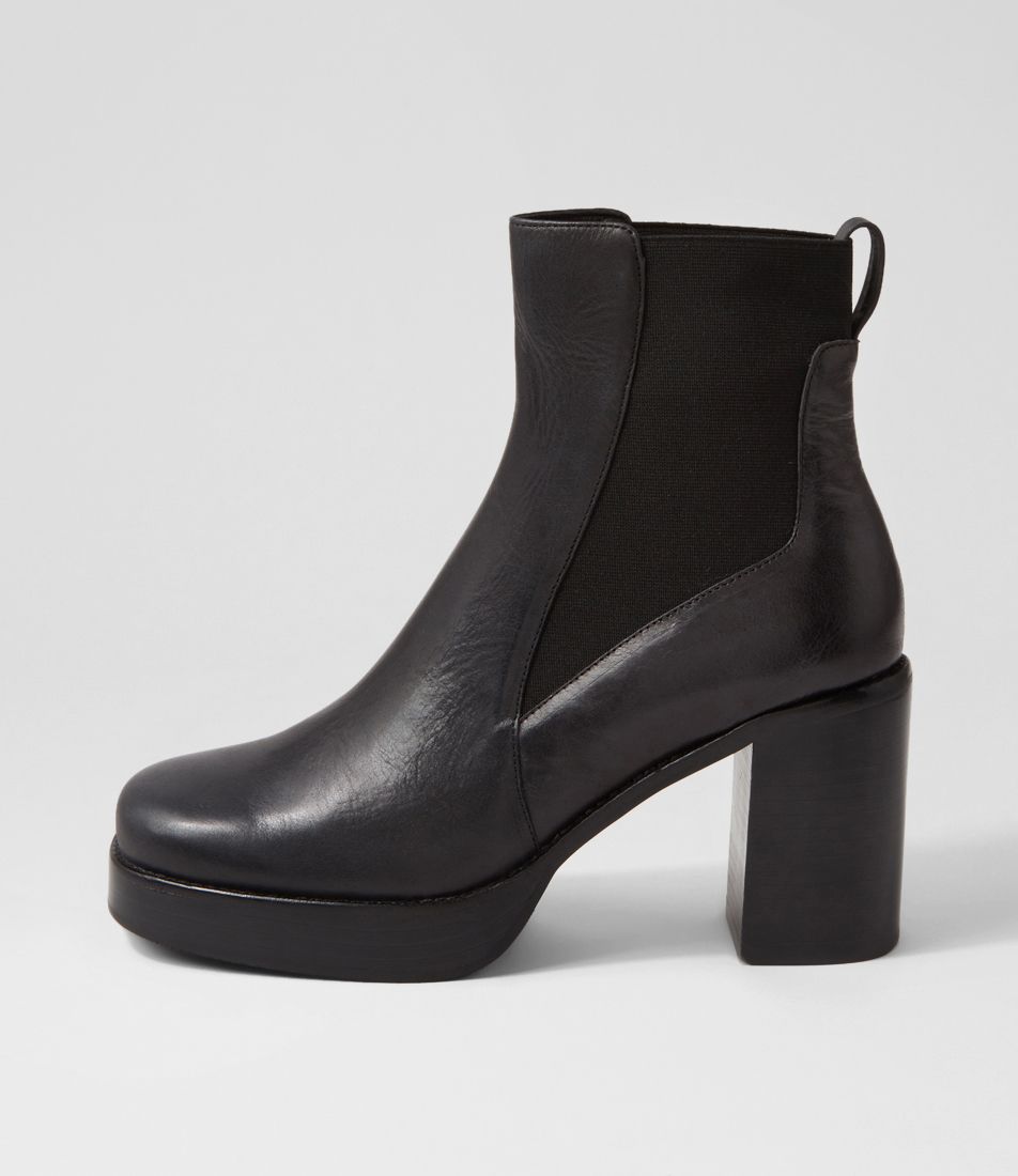 Darriya Black Leather Elastic Chelsea Boots