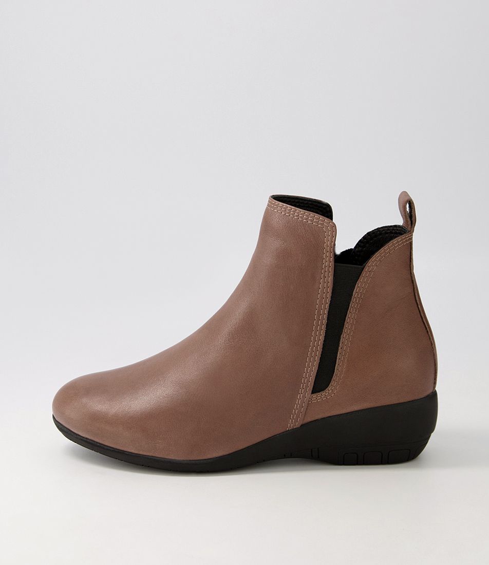 Gista Dark Taupe Leather Chelsea Boots