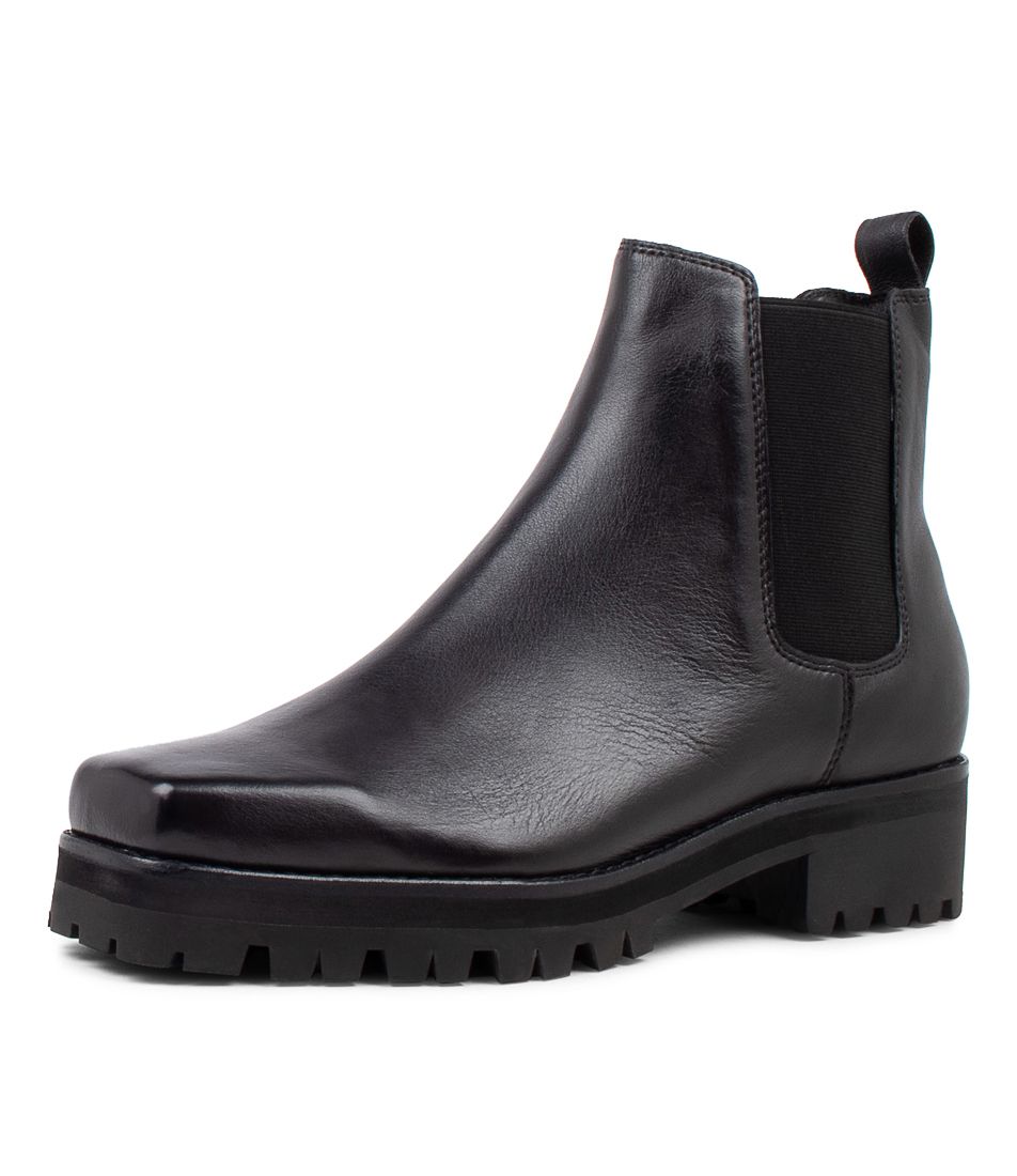 Ashlea Black Leather Chelsea Boots