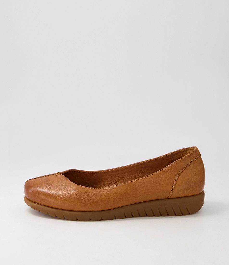 Nareens New Tan Gum Sole Leather Ballet Flats