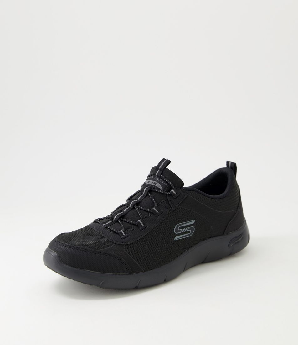 Arch Fit Refine Black Sneakers