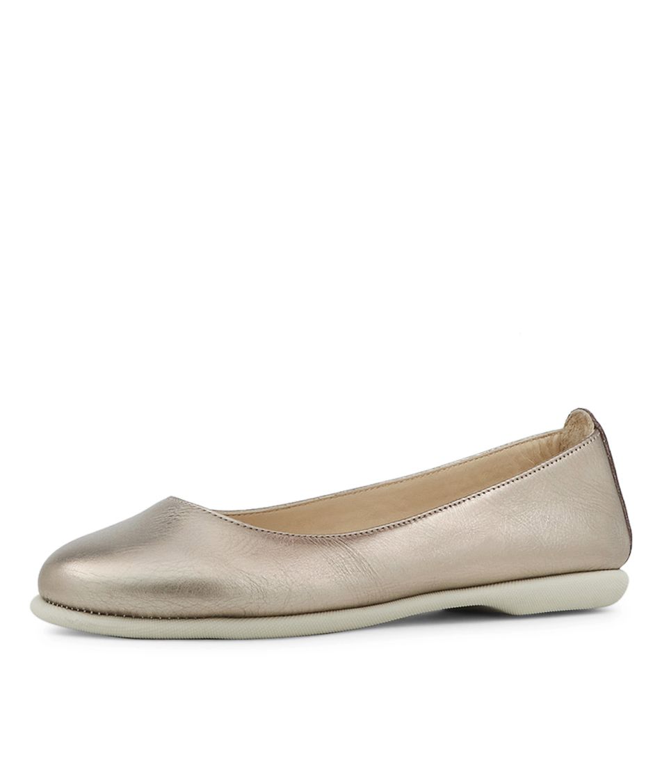 Sarata Pewter Leather Ballet Flats