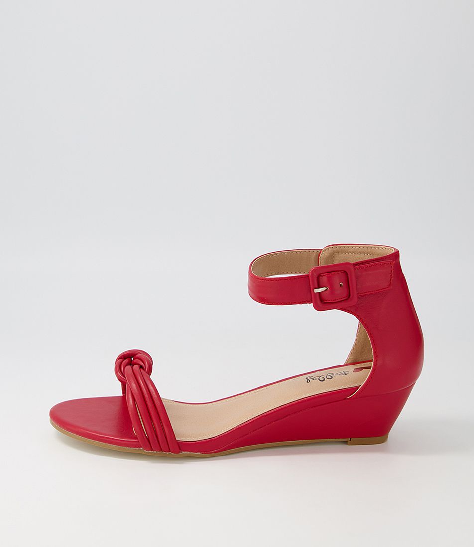 Mottie Red Sandals