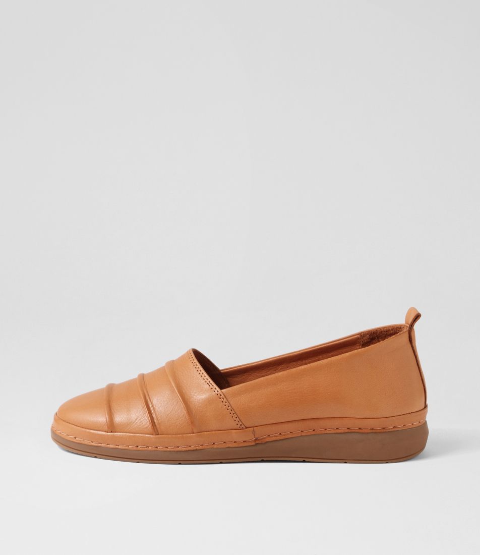 Maybee Tan Leather Flat Shoes