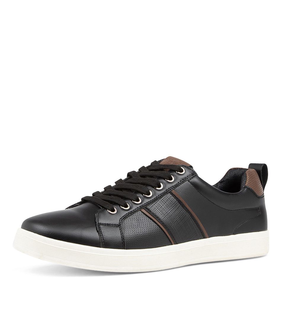 Tryst C8 Black Sneakers