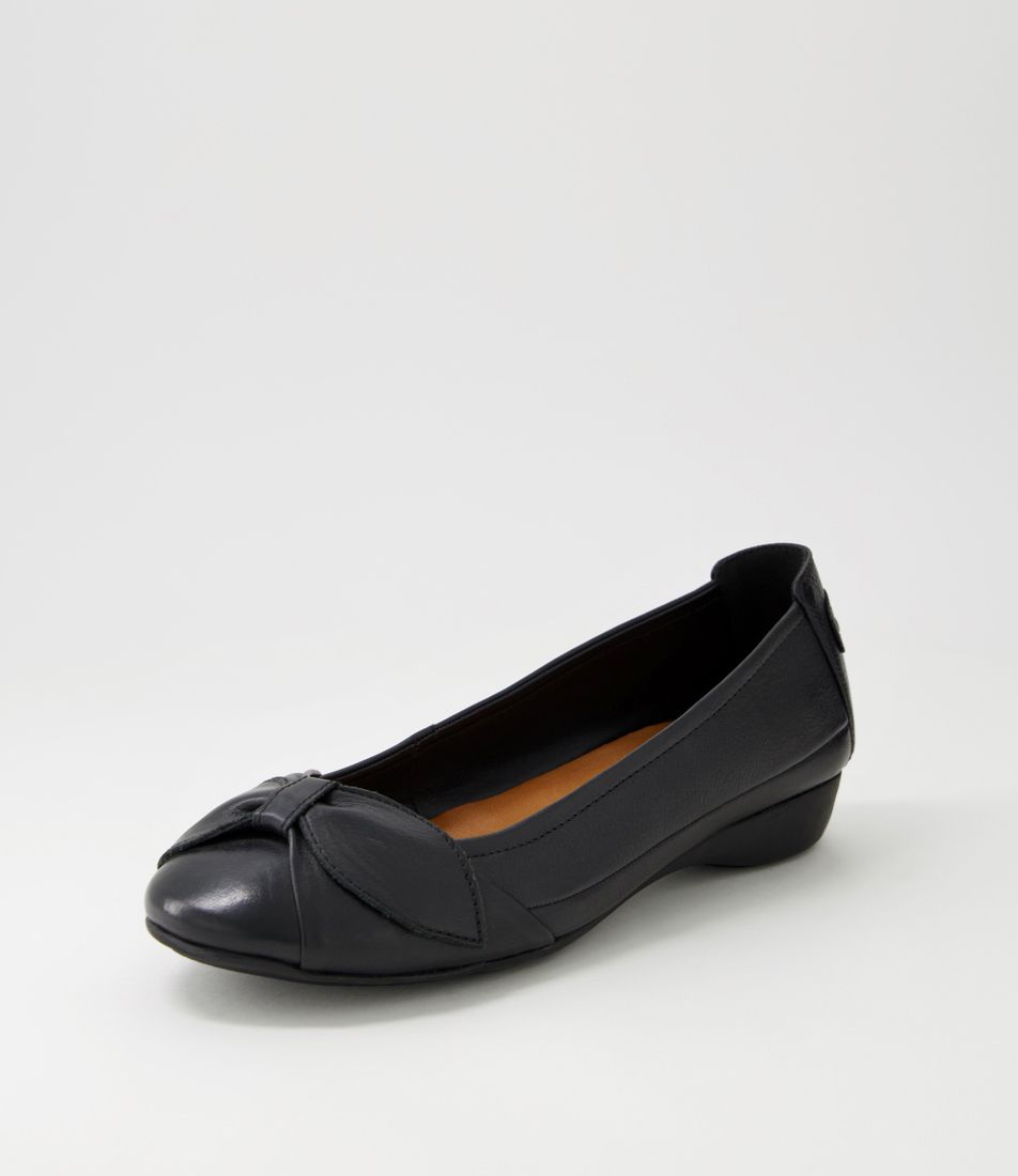 Elandy Black Leather Ballet Flats
