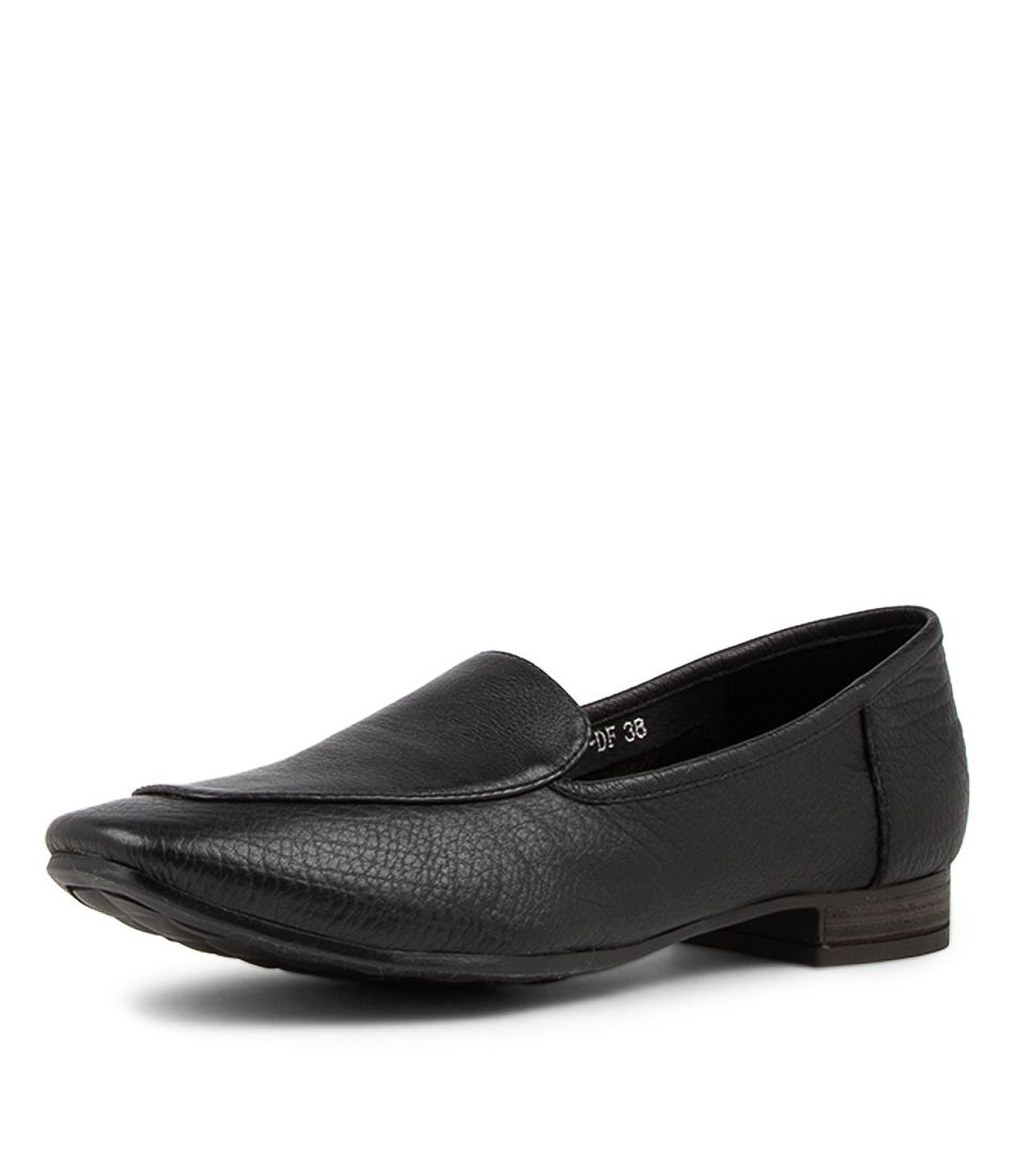 Temimie Black Leather Loafers