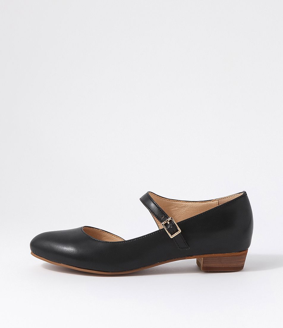 Etix Black Flat Shoes