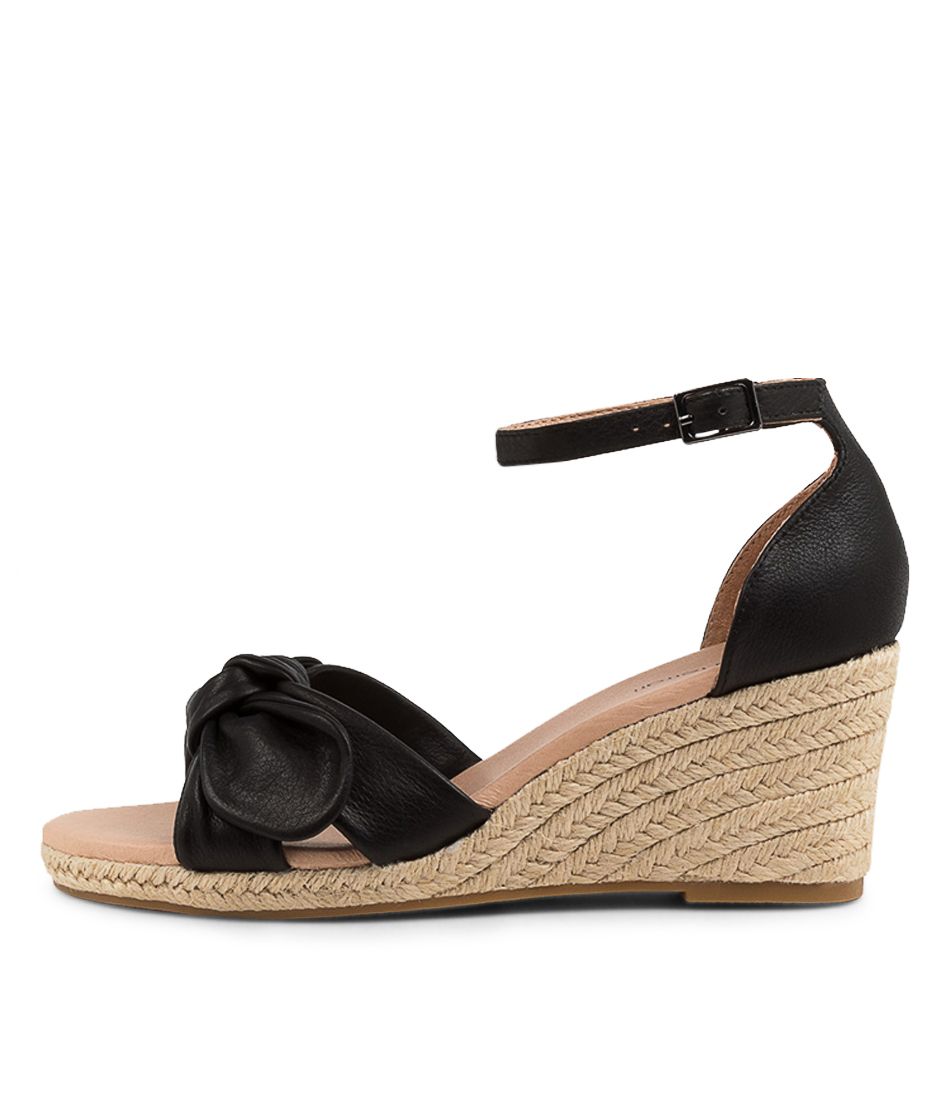 JENNALEA BLACK LEATHER