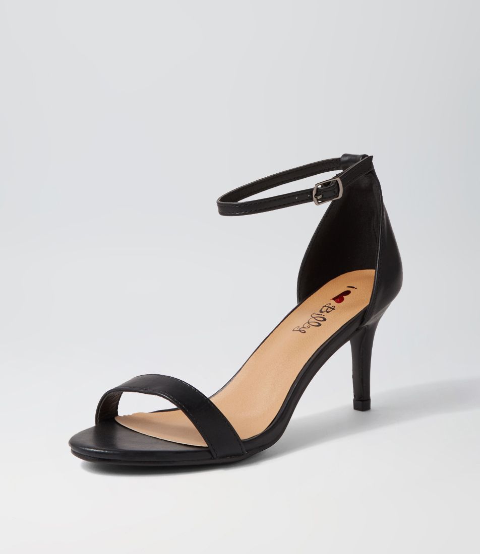 Change Black Sandals