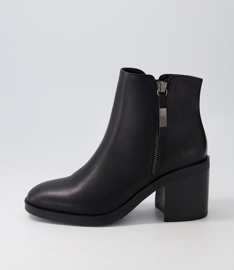Bassko Black Ankle Boots