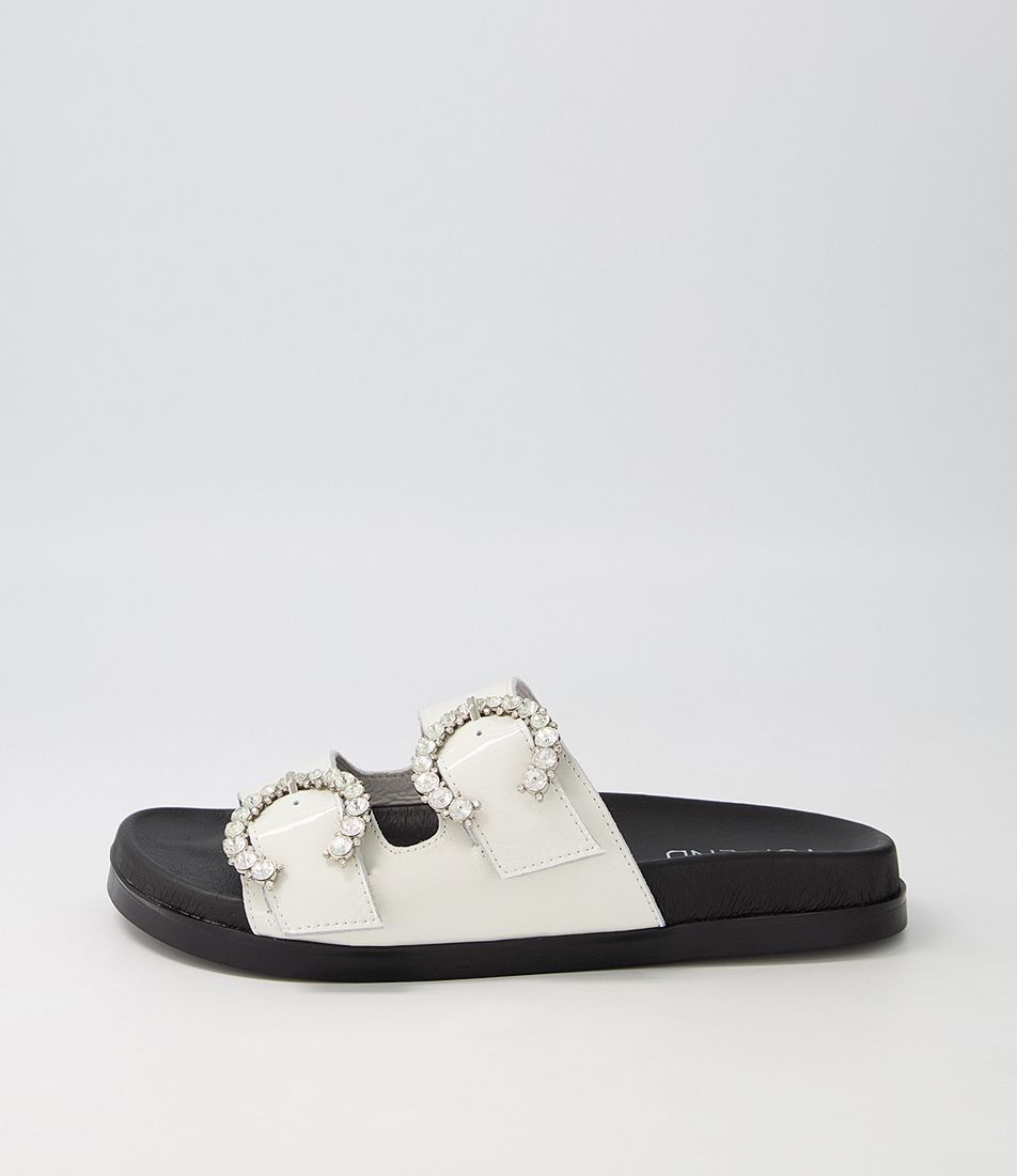 Rennes White Wrinkle Patent Sandals