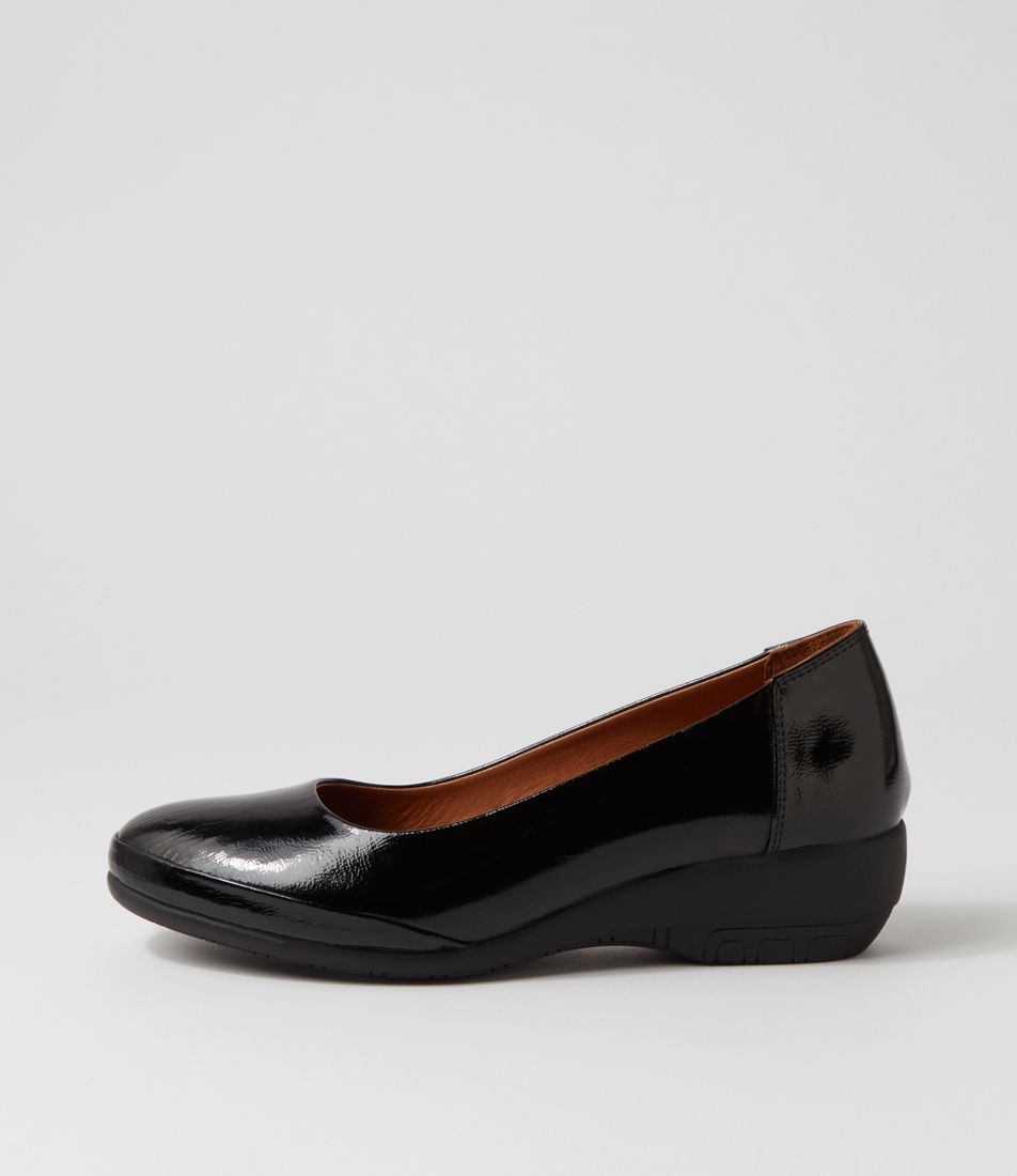 Geanize Black Patent Leather Wedges